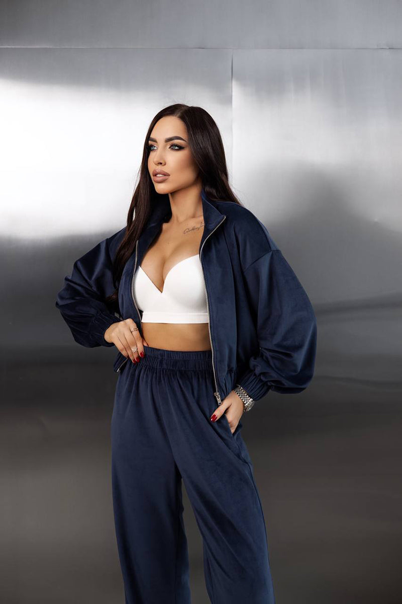 Sport Suit