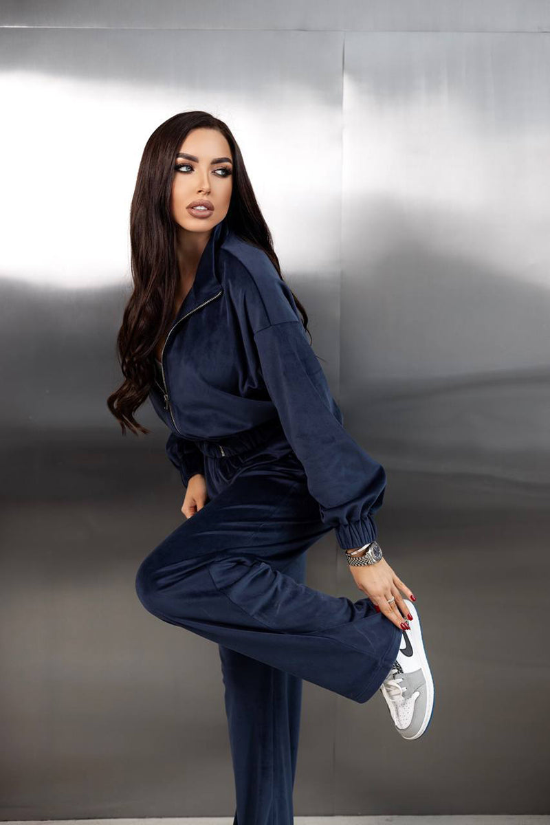 Sport Suit