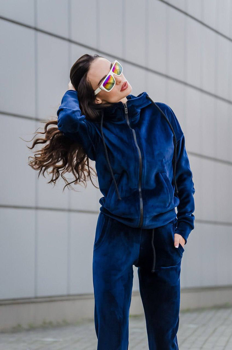 Sport Suit