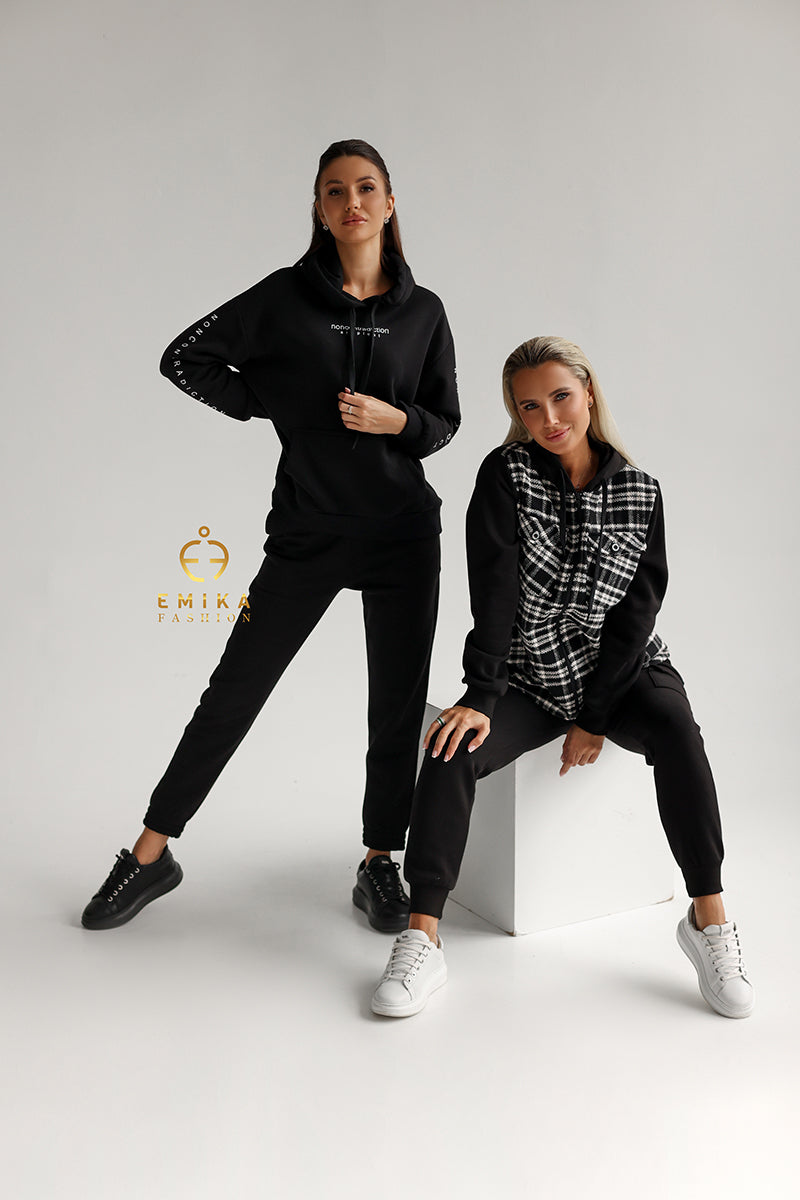Women tracksuit pants