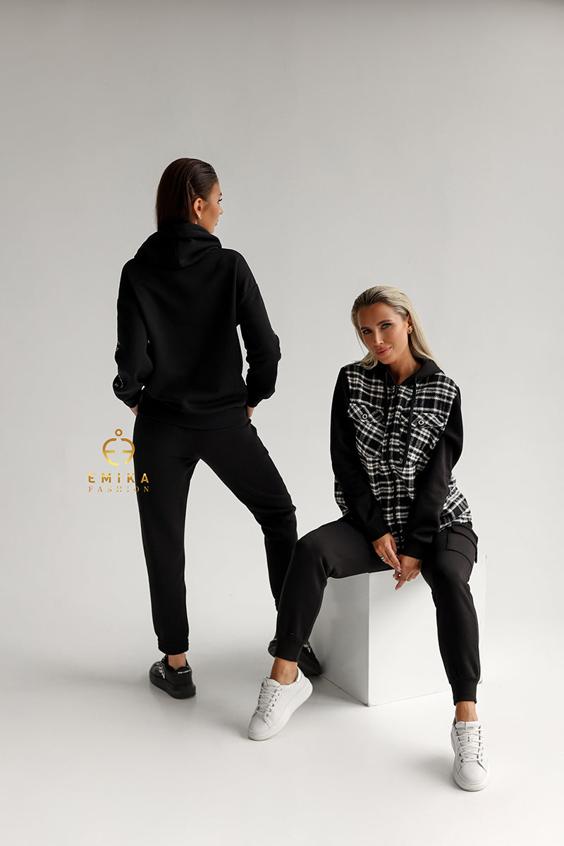 Women tracksuit pants